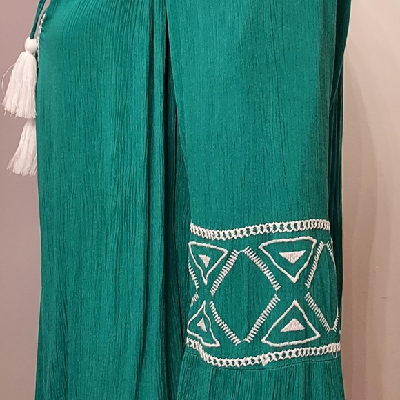 Top - Picture 3 of 3